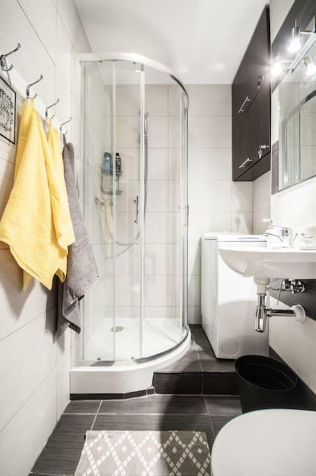 Ul Zlota 6- Samo Centrum-klimatyzacja! Apartment